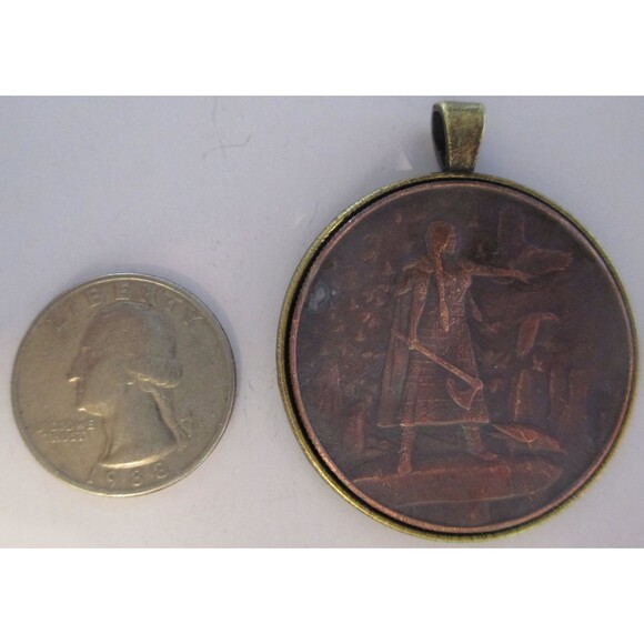 Celtic Lore: Morrigan the Queen of Battles Coin/Pendant-Copper/Bronze - Picture 4 of 5